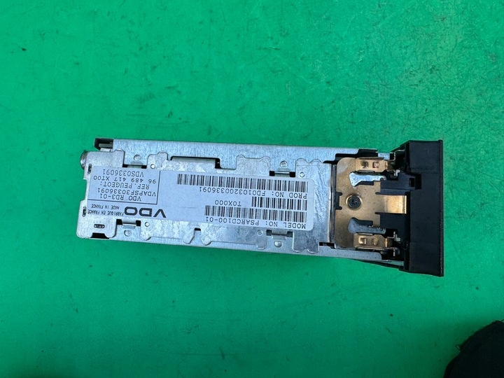 фото №8, Радіо заводські cd радіопрогравач 96489417 peugeot 307 sw 01-