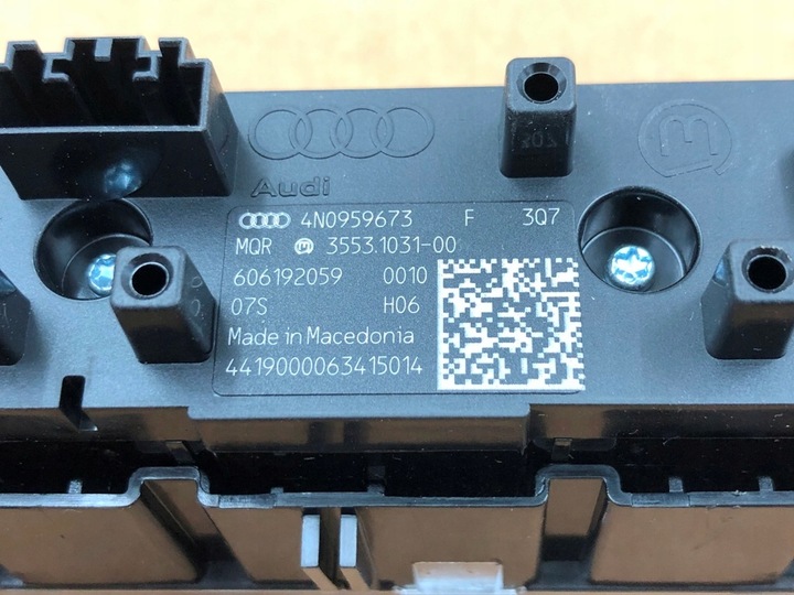 фото №11, Переключатель многофункциональный парковка pdc audi e-tron 55 4ke 4n0959673