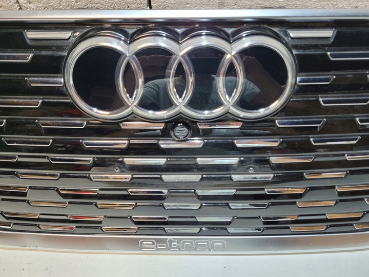 фото №7, Решётка радиатора audi q4 e-tron etron 21+