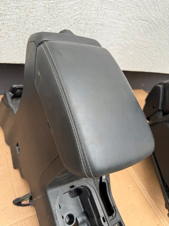 фото №8, Jeep wrangler jl 2018+ 2d 3d сидіння обшивки тунель комплект sahara європа