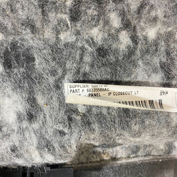 фото №9, Dodge charger 2022 ліва сторона панелі розподільчі, консоль