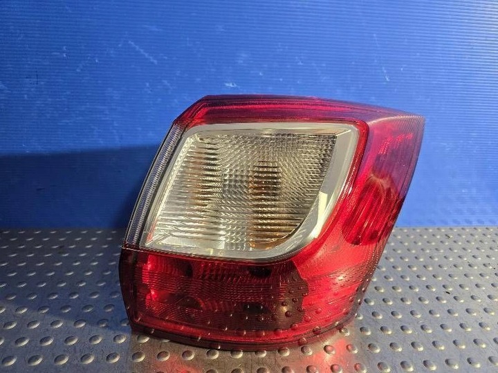 фото №1, Ford c-max ii grand рестайлінг am51-13404-af лампа задня зад права гарна