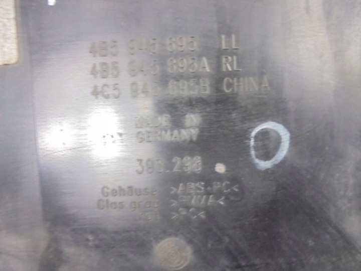 фото №9, Audi a6 c5 накладка планка кришки sedan 4b5945695