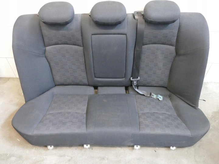 фото №9, Mercedes c w203 рестайлінг sedan диван зад задня