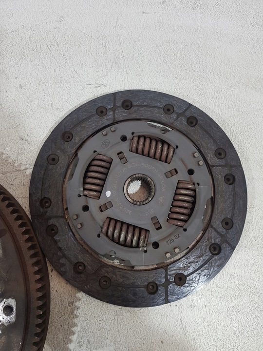 фото №8, Сцепление комплектные 04c105269b vw up skoda citigo seat 1.0 mpi chy