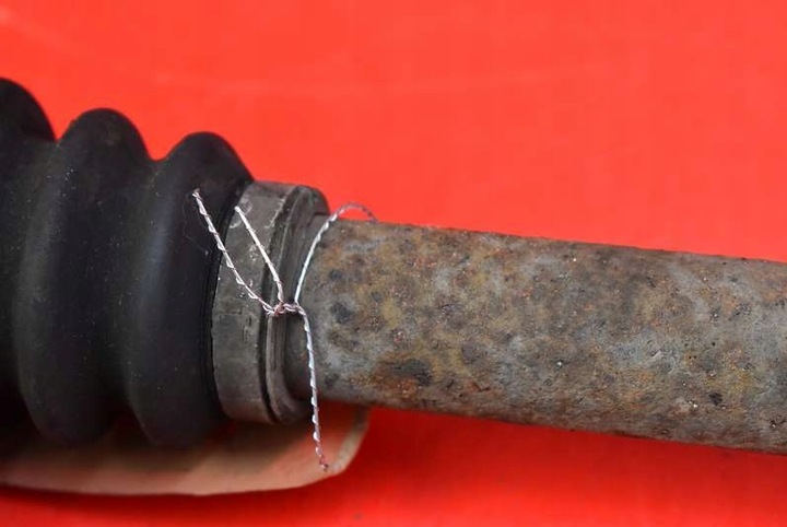 фото №7, Піввісь права перед механічна коробка передач citroen c3 pluriel 1 i 1.4 8v 75 km 02-10