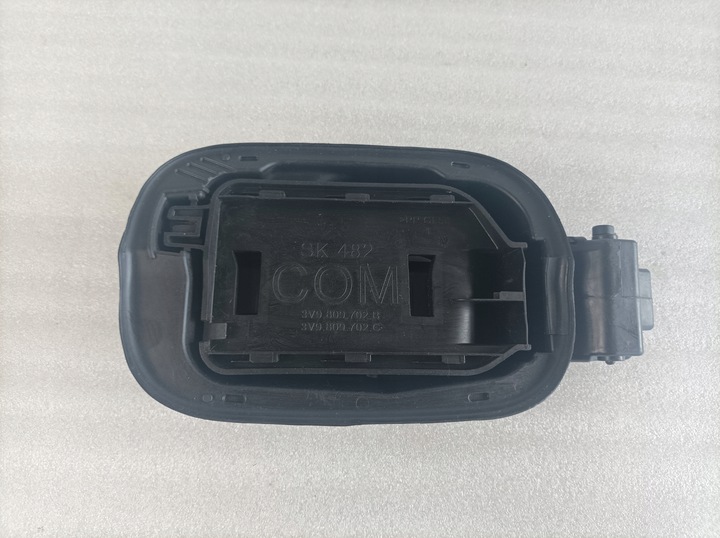 фото №1, Крышка заливка топлива skoda superb iii 3v9809702b