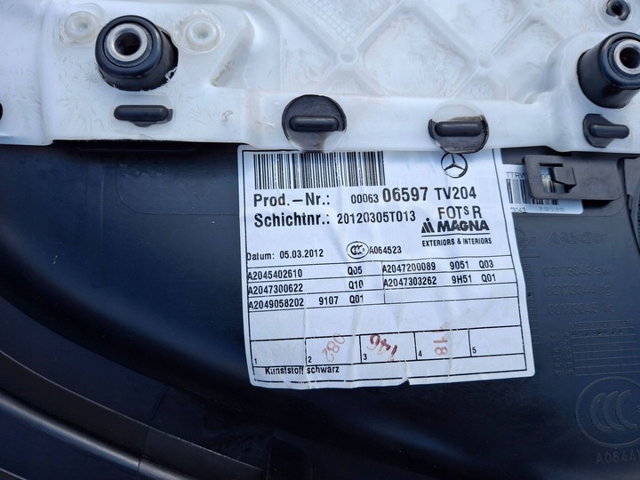 фото №9, Mercedes w204 боковина оббивка багажника правий зад