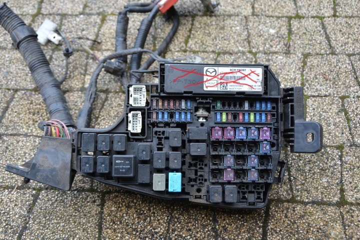 фото №10, Коробка запобіжників mazda 6 kd4566767