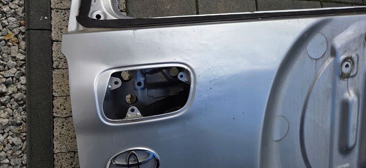 фото №7, Toyota rav4 ii 00-05 кришка задня