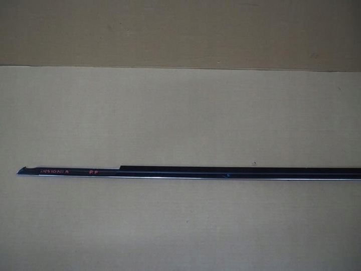 фото №7, Планка накладка двері ущільнювач скла лівий перед opel insignia a
