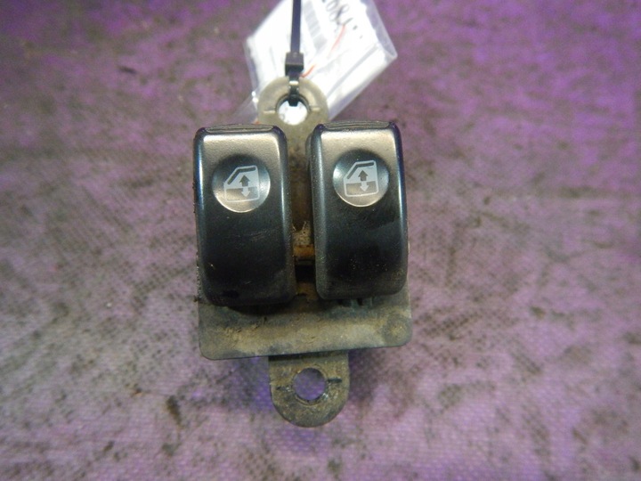 фото №1, Hyundai atos prime 01- 03 переключатель стекло 9357006000 6 pin