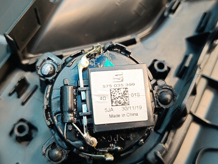 фото №9, Skoda karoq 2020r 1,5 tsi 110kw боковина двері лівий зад 57a867023t cci