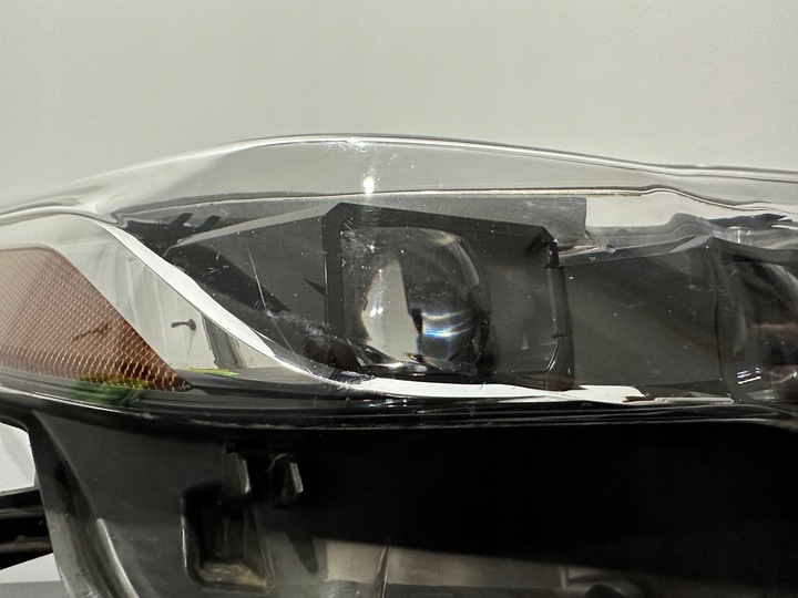 фото №10, Toyota prius prime лампа права повний led європа 2 модулі