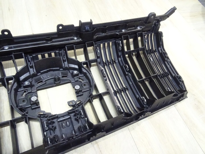 фото №8, Решётка решётка радиатора toyota land cruiser 150 рестайлинг 53111-60c10