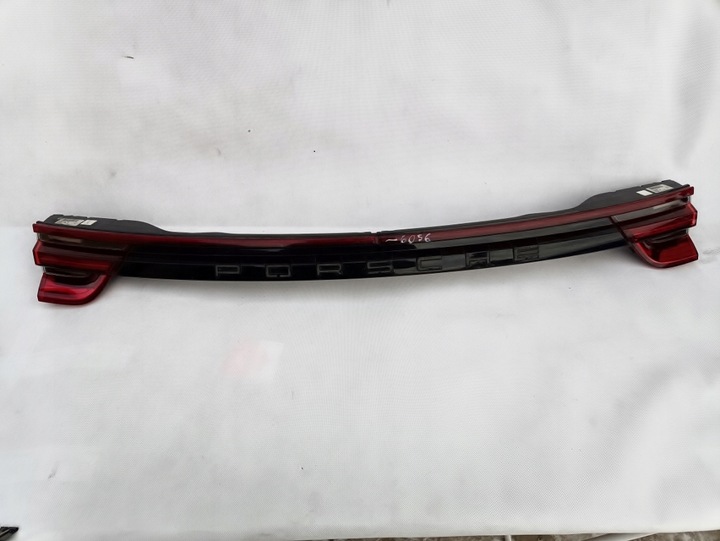 фото №1, Panamera ii 971 led накладка зад 971945207c 971945208c