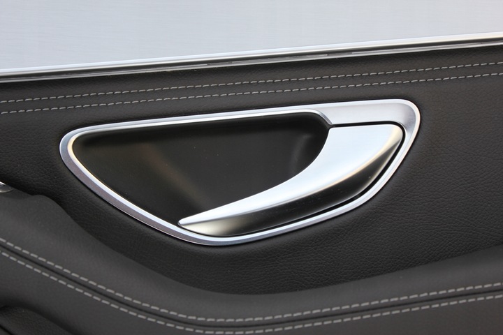 фото №11, Обшивки двері mercedes c-klasa 205 glc 253