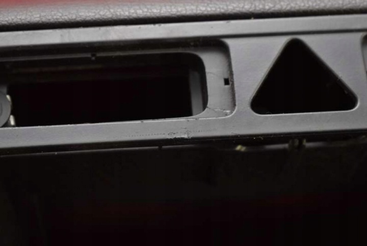 фото №6, Торпедо роздавальна консоль капот подушка  eu vw golf 5 v plus 03-09