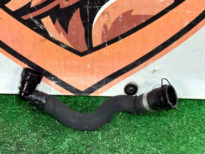 фото №8, Труба шланг воды jaguar f-pace x761 m8a2-8b504-ec