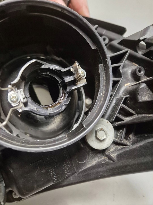 фото №8, Опис !!! лампа праві перед фара ксенон eu toyota avensis t25 рестайлінг 2006-