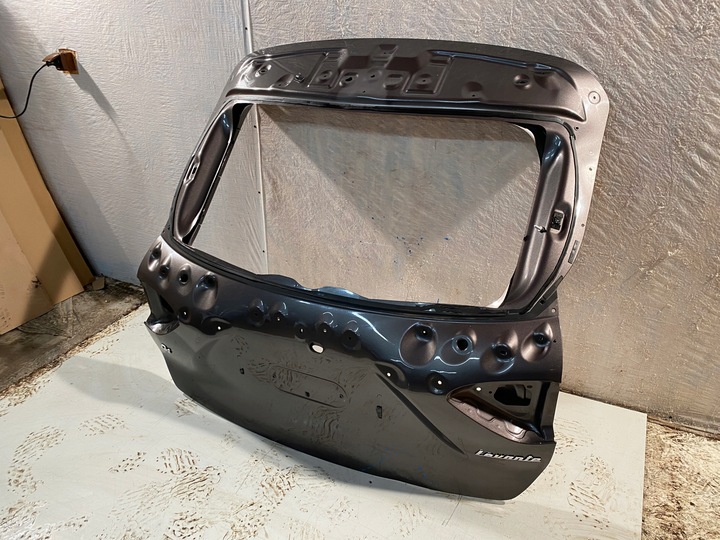 фото №5, Maserati levante крышка багажника зад задняя