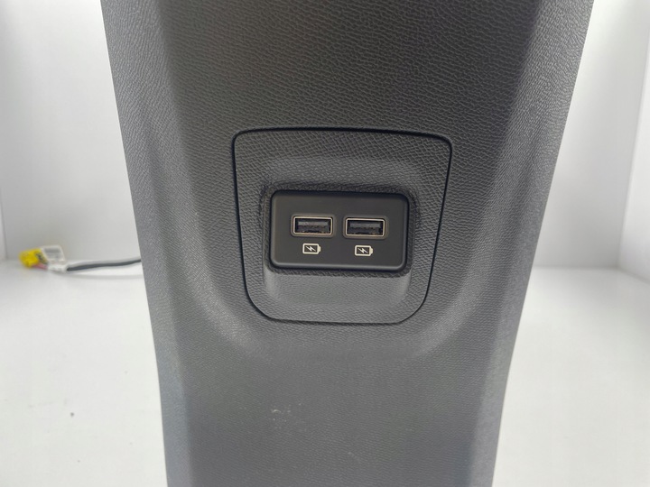 фото №8, Peugeot 5008 ii рестайлінг gt тунель середній підлокітник