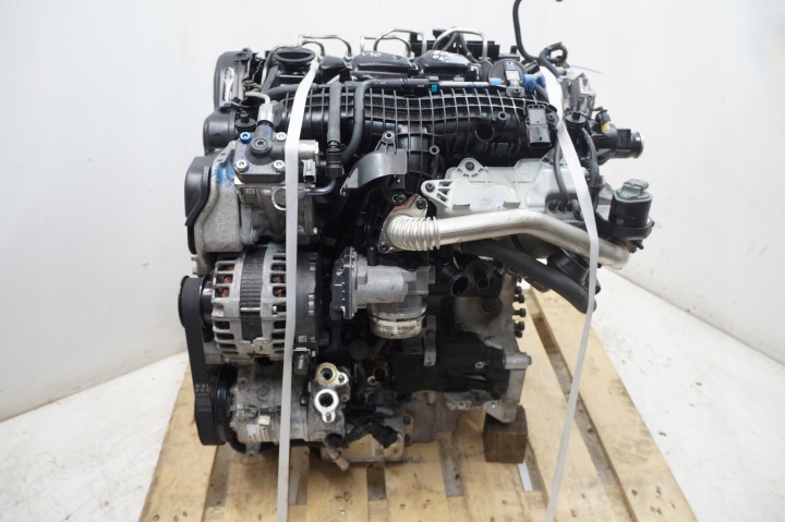 фото №7, Двигатель стойка форсунки 90 tys km d4204t8 volvo v60 i s60 ii v40 ii