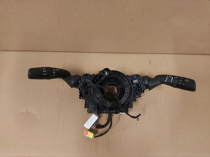 фото №1, Toyota corolla e21 переключатель лента