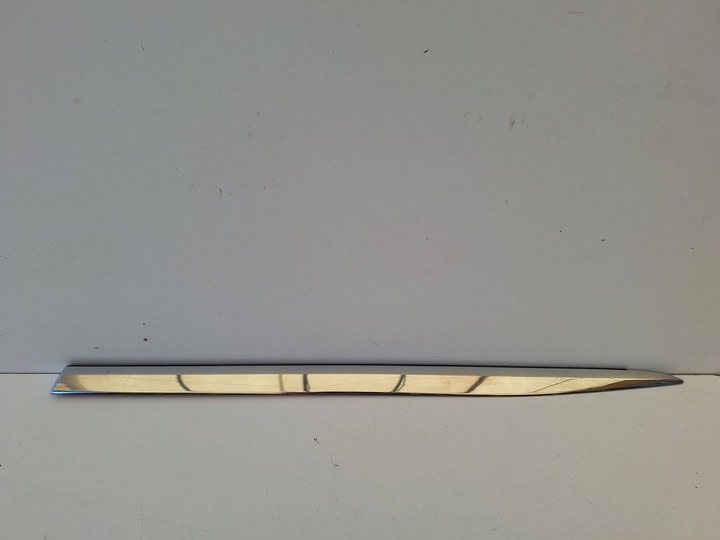 фото №1, Mercedes eqe 295 планка двері праві зад 2956901801 оригінал