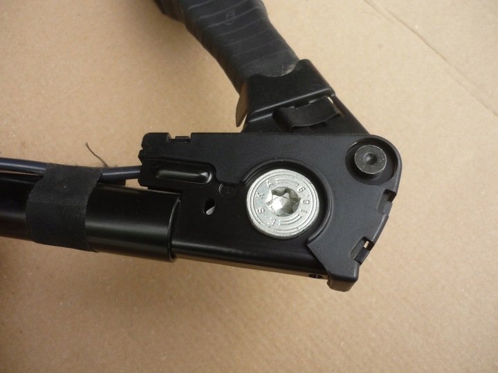 фото №8, Натяжитель + застёжка ремня правые перед opel zafira b astra h 13217491 исправный