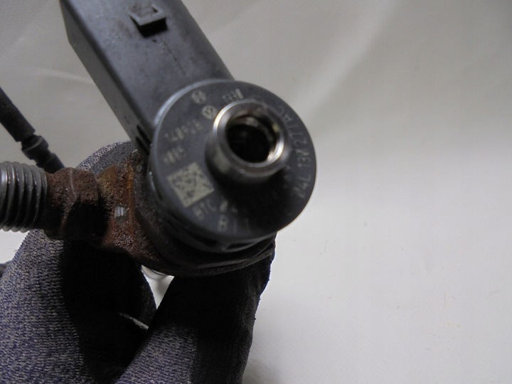 фото №8, Форсунки форсунка комплект seat skoda audi vw passat b8 2,0tdi 04l130277ac