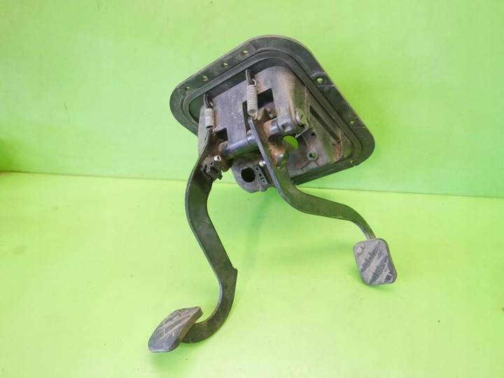 фото №1, Педаль сцепления тормоза основание renault premium