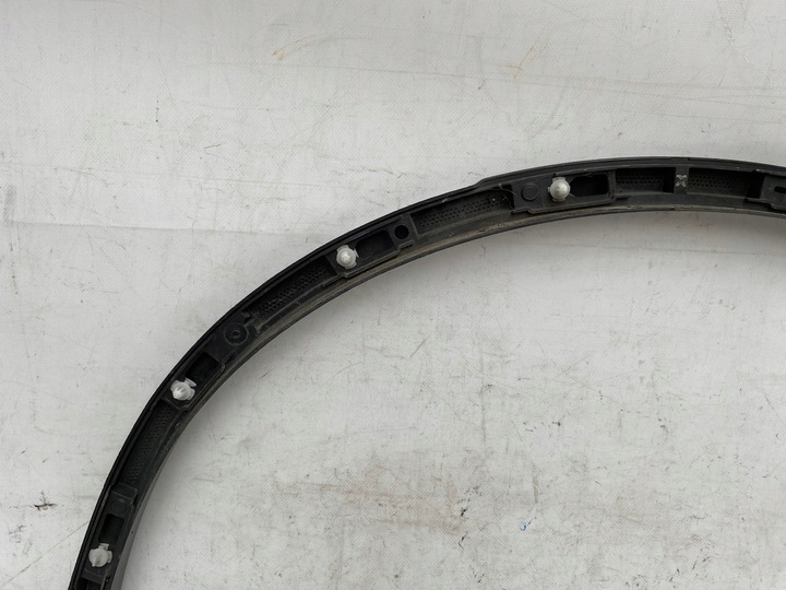 фото №10, Vw touareg 2 ii 10- планка накладка крыльев правый зад 7p6854820b