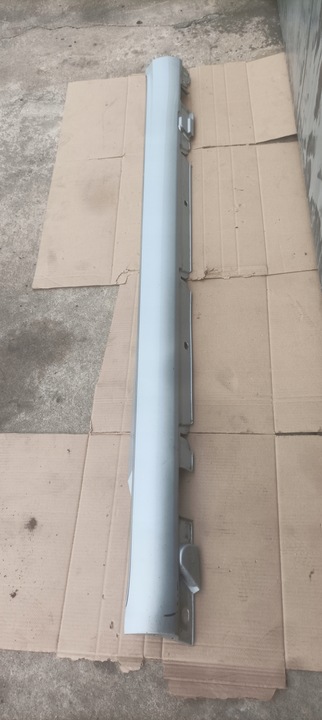 фото №12, Mercedes w205 sedan планка пороговая накладка хром правая левая avantgarde 775