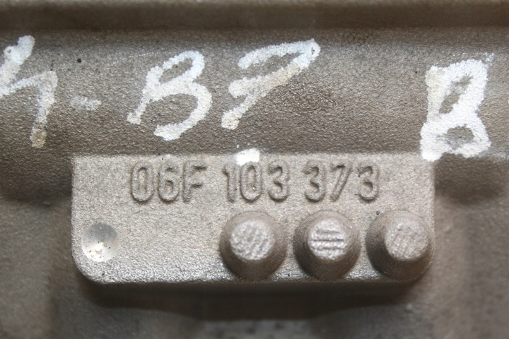 фото №13, Головка a4 b7 a6 c6 b6 golf v passat b6 seat skoda 2.0 tfsi bgb 06f103373