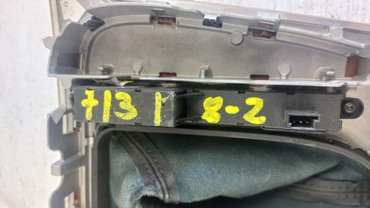 фото №7, Mercedes w211 рамка зміни коробки передач 2118216958