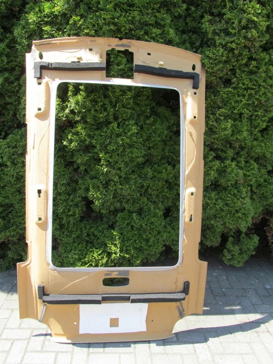 фото №7, Потолок панорама солнечный kuga mk1 2012 год