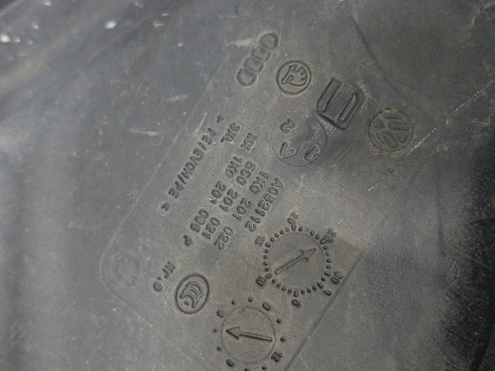 фото №10, Vw beetle 5c 2.0 tdi бак пального насос