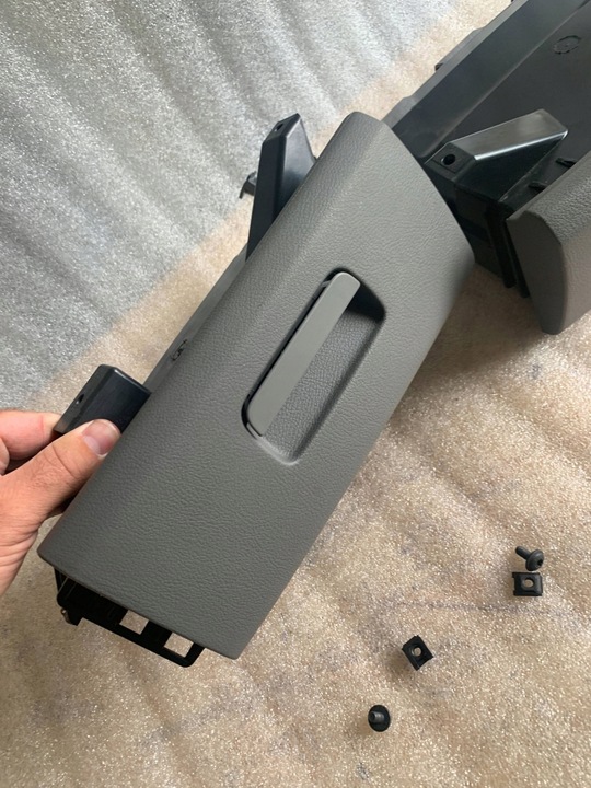 фото №6, Seat alhambra vw sharan 2011-22 бардачок сиденья правые левый комплект болты