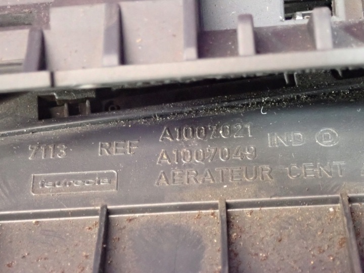 фото №11, Renault megane ii 02-06 решётки воздуховод средние a1007021