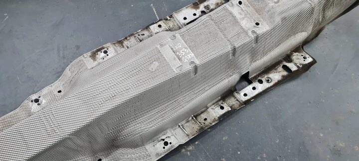 фото №11, Q3 83a защита термическая туннеля трубы выпускной 5qf825662c