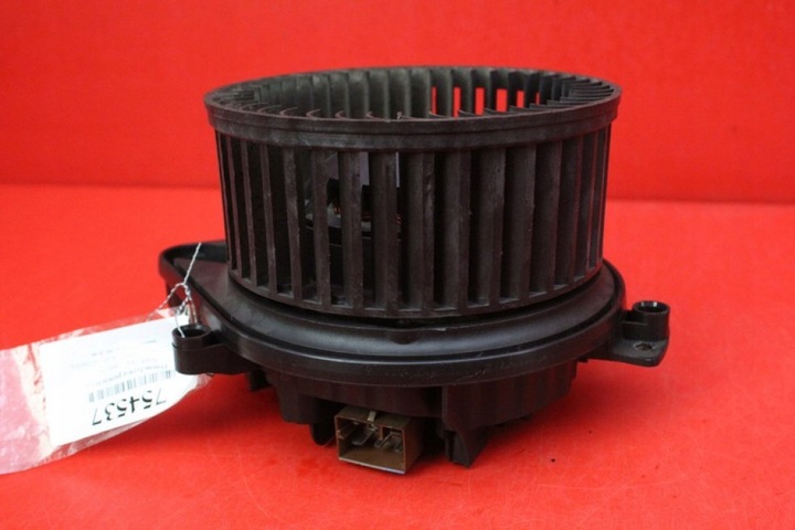 фото №4, Повітродувка вентилятор повітропровід eu 8e1820021b audi a4 b6 2.4 v6 170 km 00-05