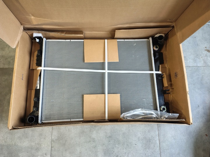 фото №1, Радіаторів hyundai tucson iii sportage iv бензин автомат 1.6 2.0