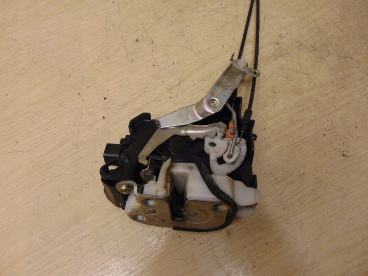 фото №6, Замок двері праві перед mitsubishi l200 05- європа