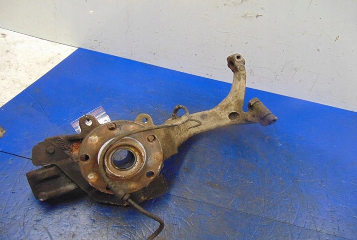 фото №5, Audi a6 c5 2.8 бензин v6 універсал поворотна опора правий перед