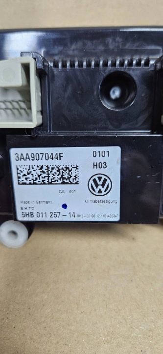 фото №9, Панель климат-контроля воздуховод volkswagen passat b7 3aa907044f европа