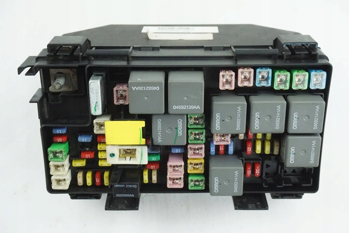 фото №1, Модуль коробка запобіжників dodge journey 04692290ac