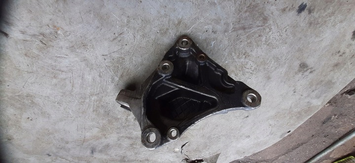 фото №7, Кронштейн лапи двигателя 2.0 hdi 508 i 9683160980