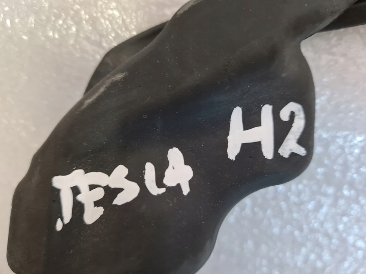 фото №2, Tesla s прокладка двері перед