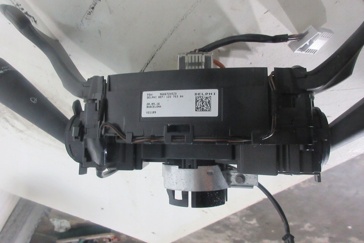 фото №3, Citroen c4 picasso ii переключатель комбинированный 96667245zd